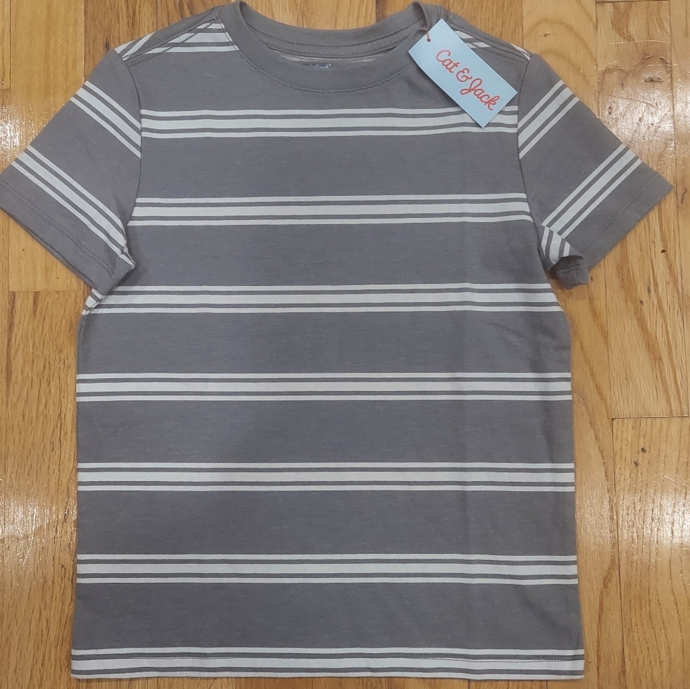 📢 NWT Cat & Jack Gray and White Striped Short Sleeve (Size: S)